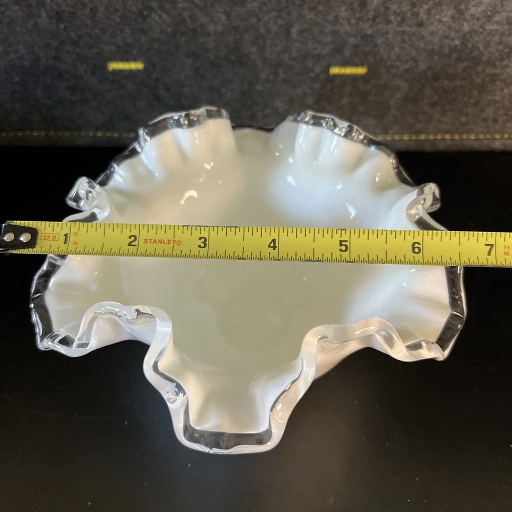 Fenton Silver‎ Crest Milk Glass 7